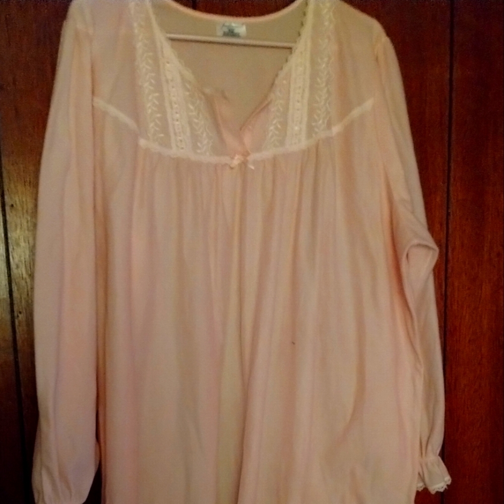 FUNDAMENTALS BRAND NWOT SIZE 2X NIGHT GOWN